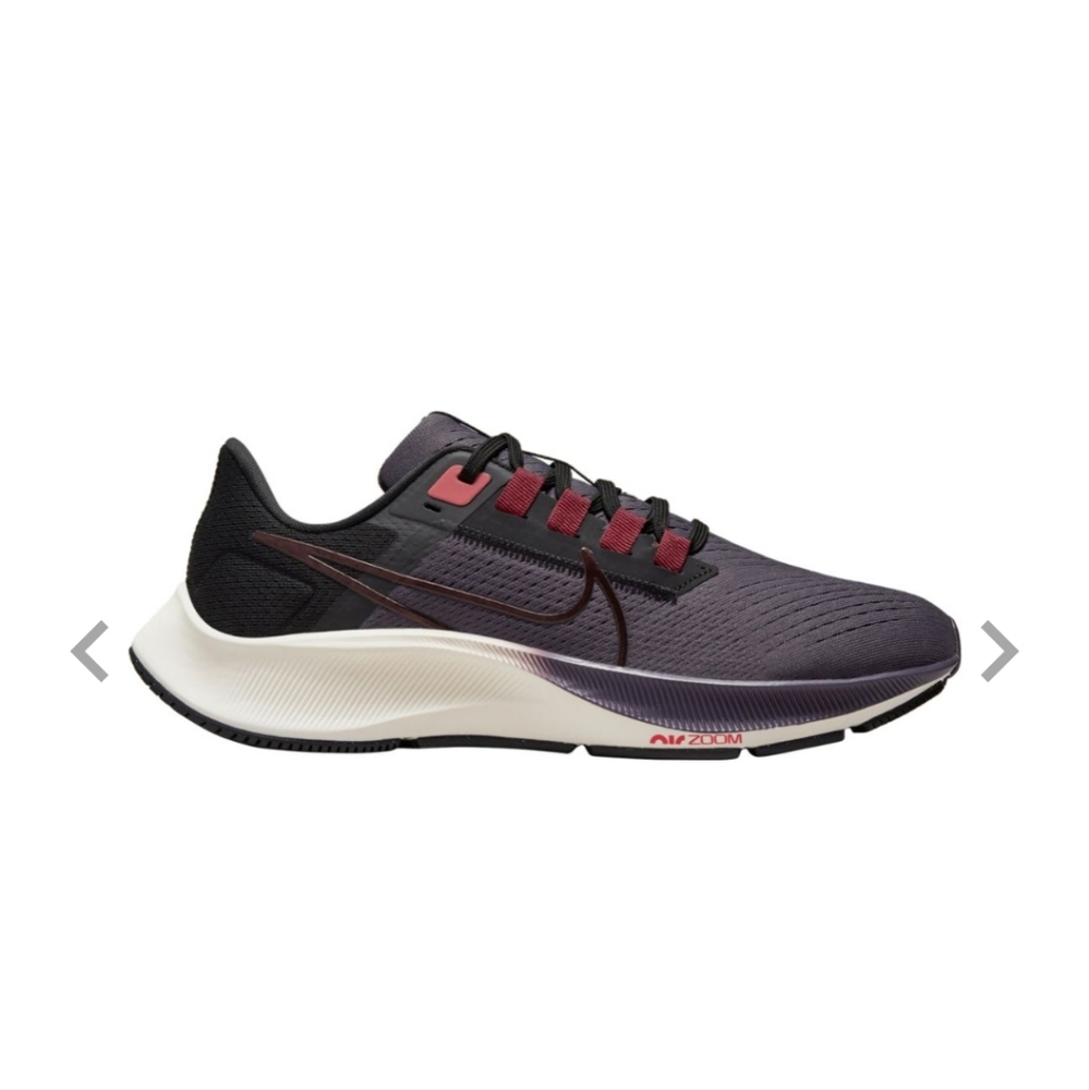 Nike Women's Air Zoom Pegasus 38 Running Shoes